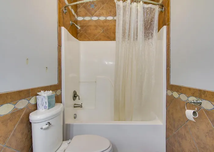 Walk To Beach! Group-friendly Ocean Getaway Ferienhaus Ocean Stadt